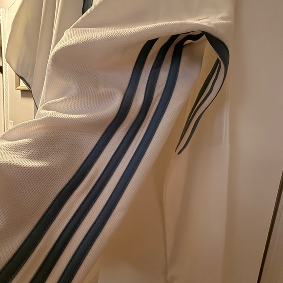 Adidas Men's Long sleeve Top - Picture 6 of 8